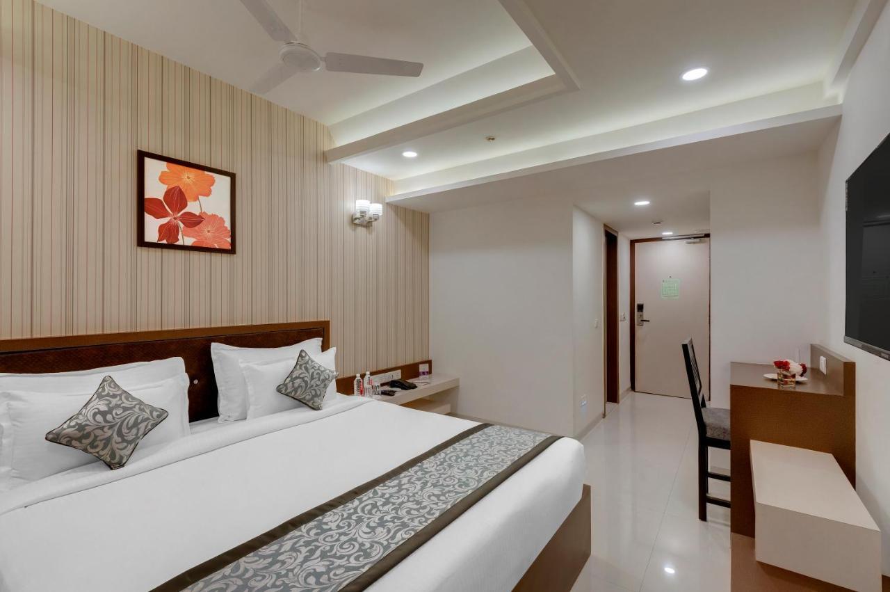 Hotel Click Collection Jaipur, Sindhi Camp Exterior foto